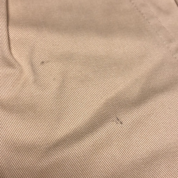 Bundle of two Greg Norman Shorts - Picture 9 of 10